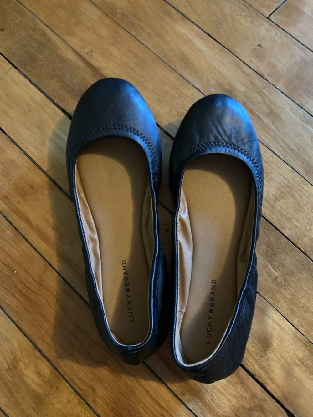 Lucky Brand Black Leather Ballet Flats with Cushioned Insole